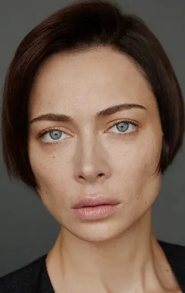 Фотография актёра Настасья Самбурская